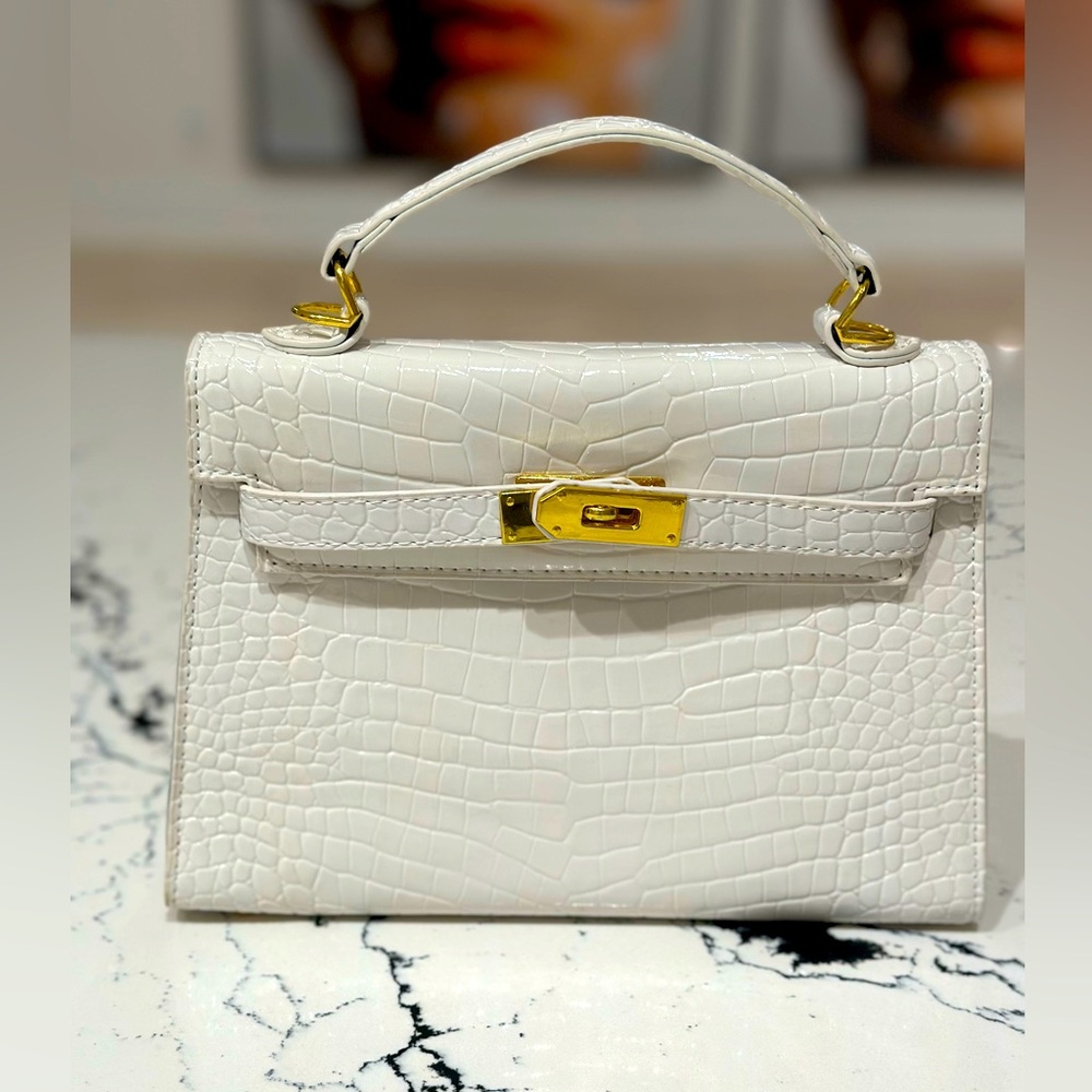 Small White Crocodile Texture Effect Mini Handbag - image 3